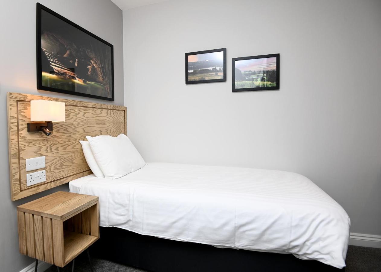 Fox & Goose, Barrow Gurney By Marston's 4*